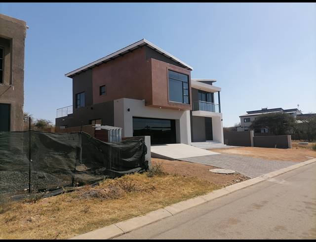 4 BEDROOM HOUSE FOR SALE IN BENDOR